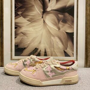 Fendi Women's Pink Sneakers